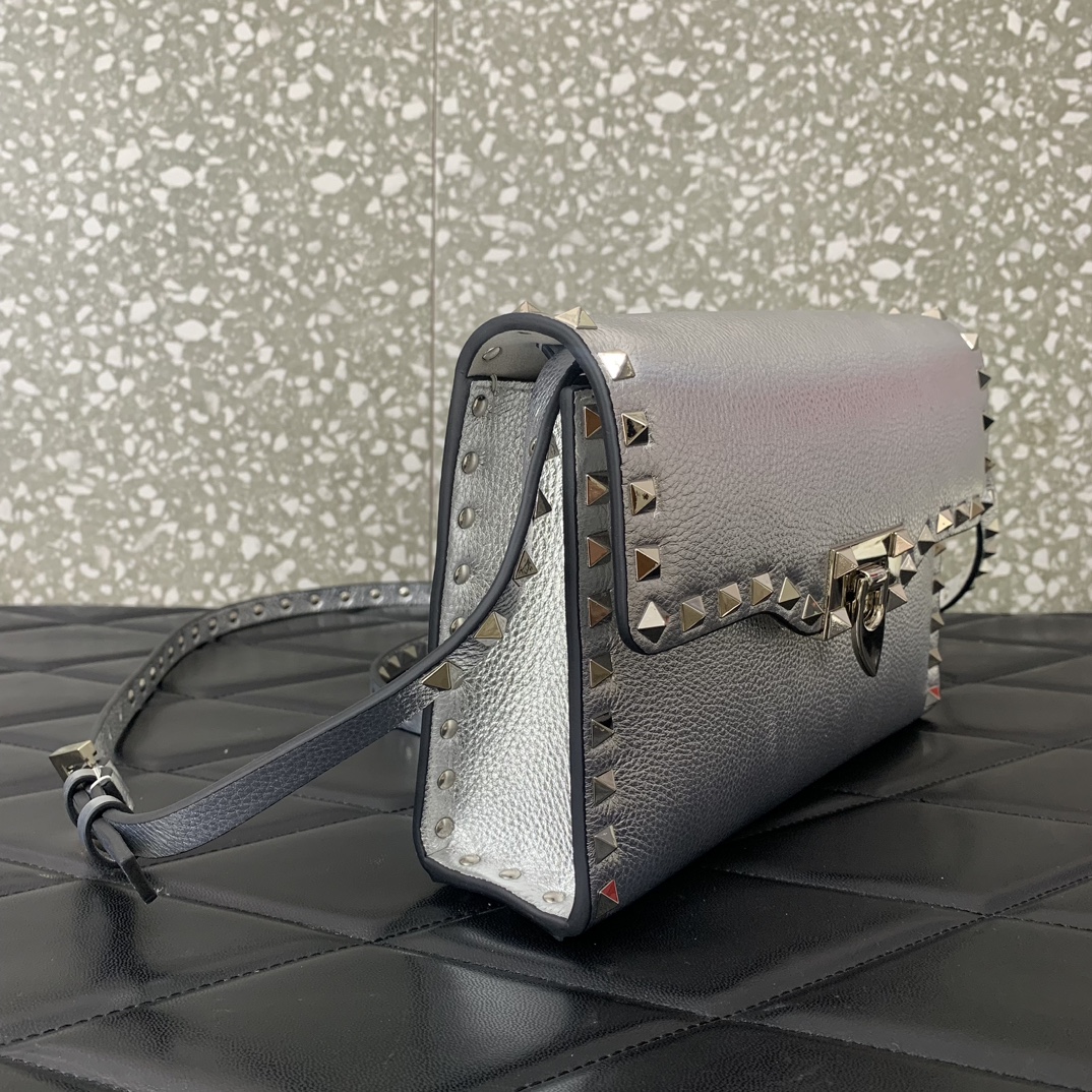 Valentino Garavani Rockstud Crossbody Bag in Silver Grainy Calfskin